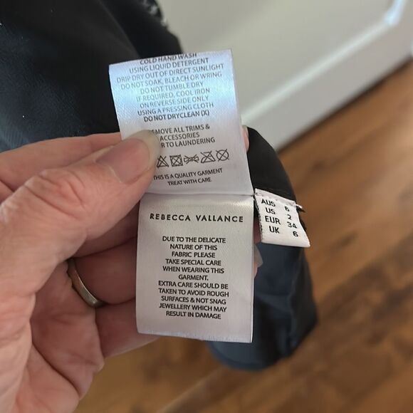 🎀 Authentic REBECCA VALLANCE NWOT Valarie glittered tulle midi 2 - Picture 12 of 15